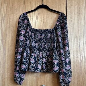 American Eagle Outfitters Black Floral Smocked Square-Neck Long Sleeve Top